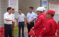 铜梁区区委书记、区长慰问公司一线员工