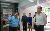 重庆市市委常委、统战部部长刘光磊来AG8.COM集团视察调研